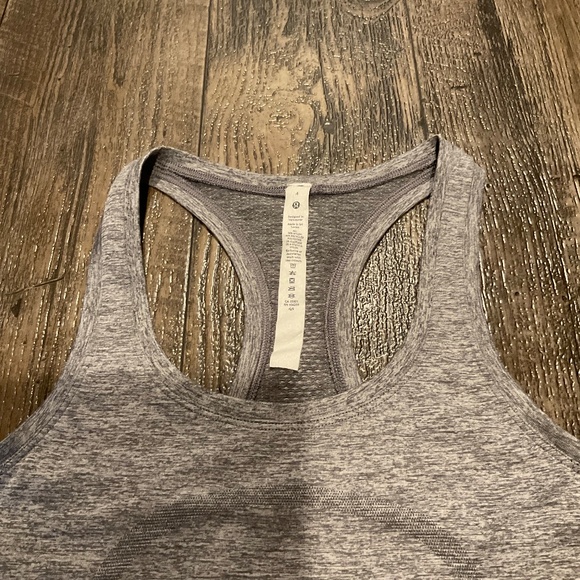 EUC, Lululemon Bundle, Swiftly Tech (4), Studio Black (6), Wunder Under Crop (6) - Picture 7 of 16